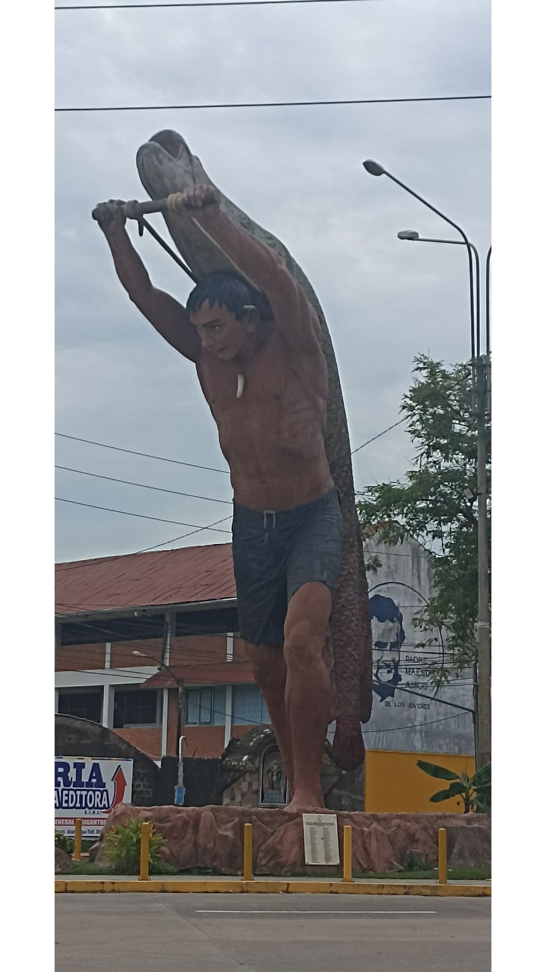 Viaje a Pucallpa Perú, conociendo al Paichetero